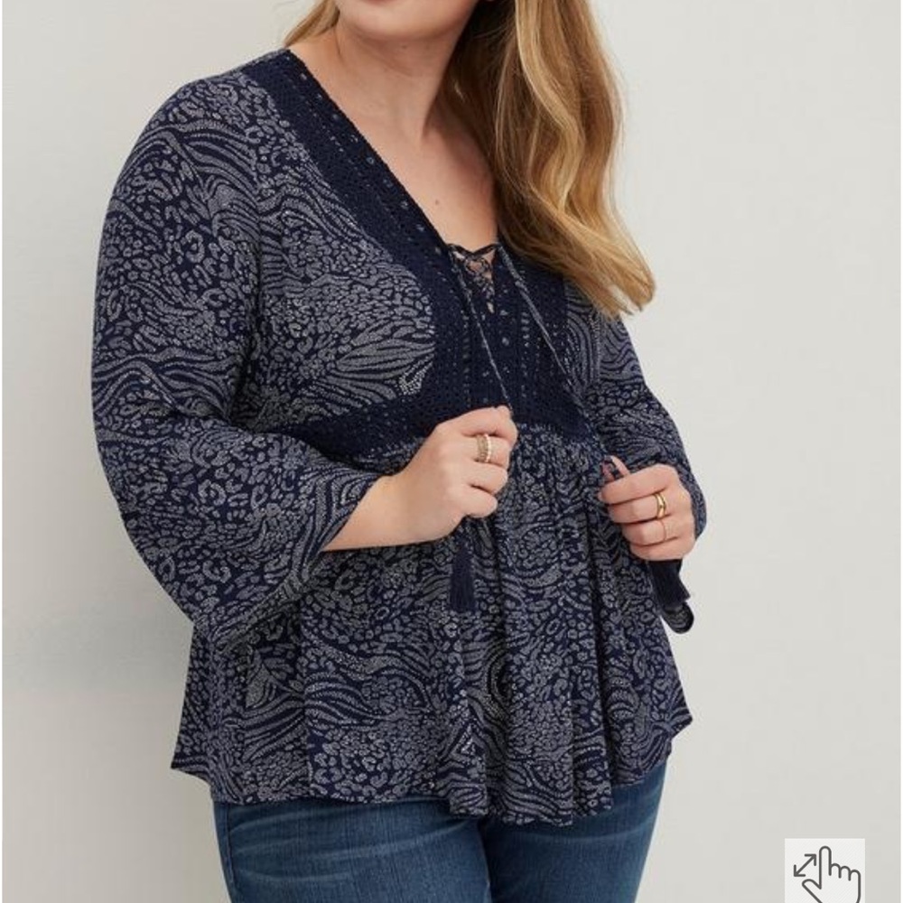 Torrid Babydoll Gauze Crochet Trim Lace-Up Top Size 6